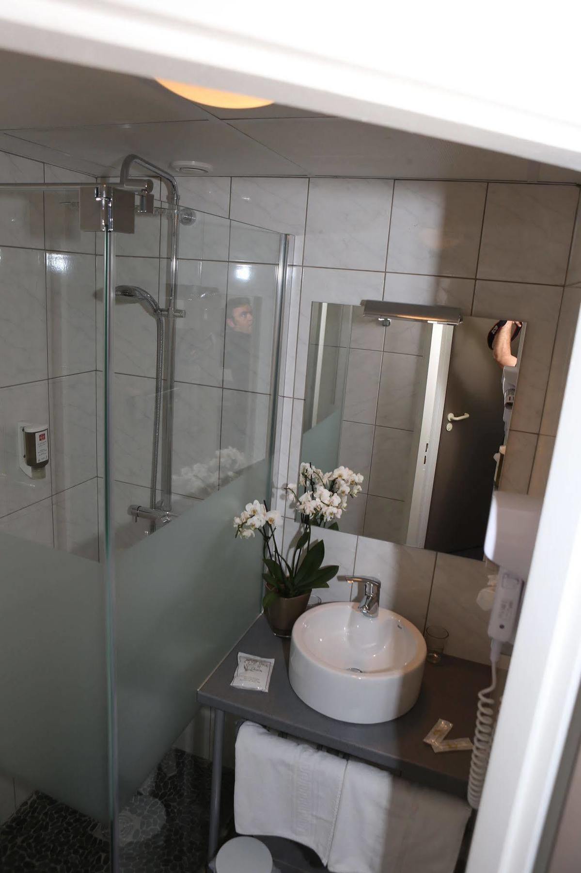 Abor Hotel, Mont De Marsan Saint-Pierre-du-Mont  Экстерьер фото